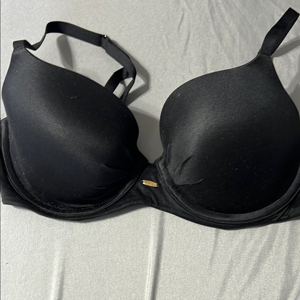 Elegant Black Underwire Bra